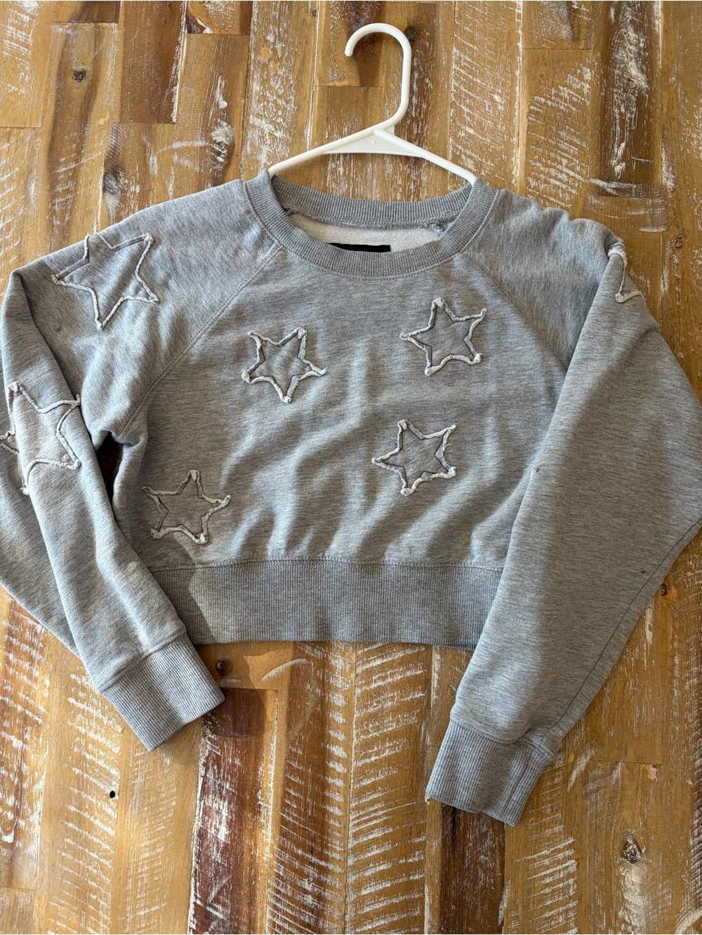 Katie J NYC Gray Star Appliqué Cropped Sweatshirt -kids size L